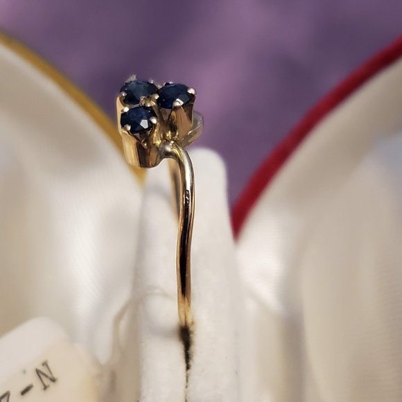 9K Gold Ring with gemstone - Picture 7 of 12